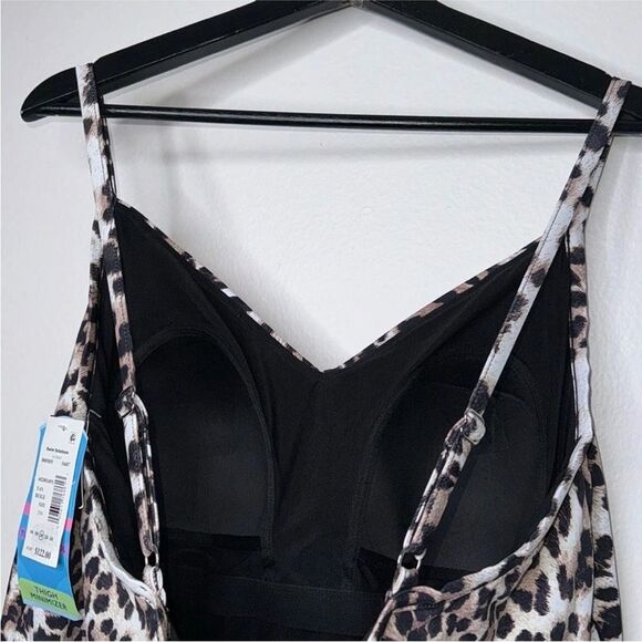 SWIM SOLUTIONS Plus Size Knotted Flyaway Fauxkini One-Piece Swimsuit Size 20W - Picture 12 of 12